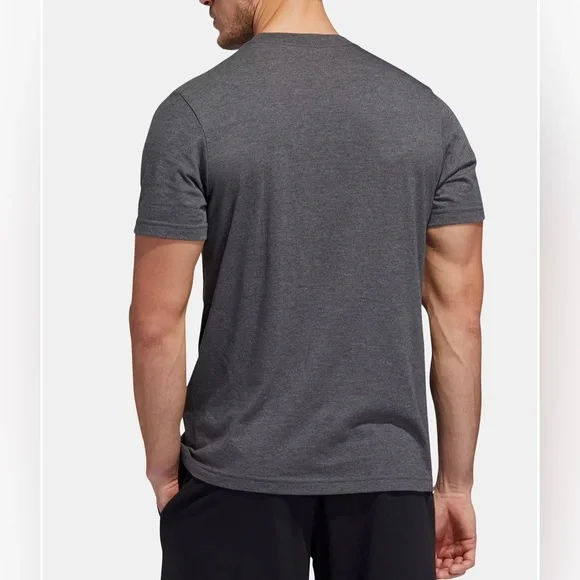 NWT Men’s Addias Logo Tee - Picture 2 of 3
